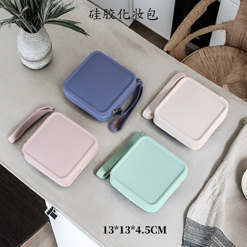 Cosmetic Bag Large Capacity Coin Purse Silicone Travel Storage Bag Ladies Earphone Small Single Custom Silicone Cosmetic Bag - Image 2